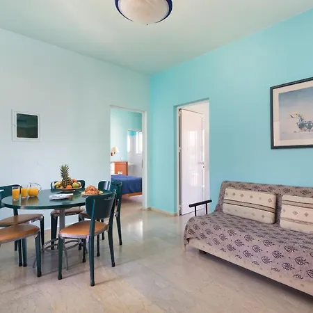 Poseidon Suites By Corfuescapes アパート