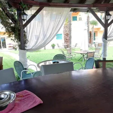 Saya'S Suites By Corfuescapes